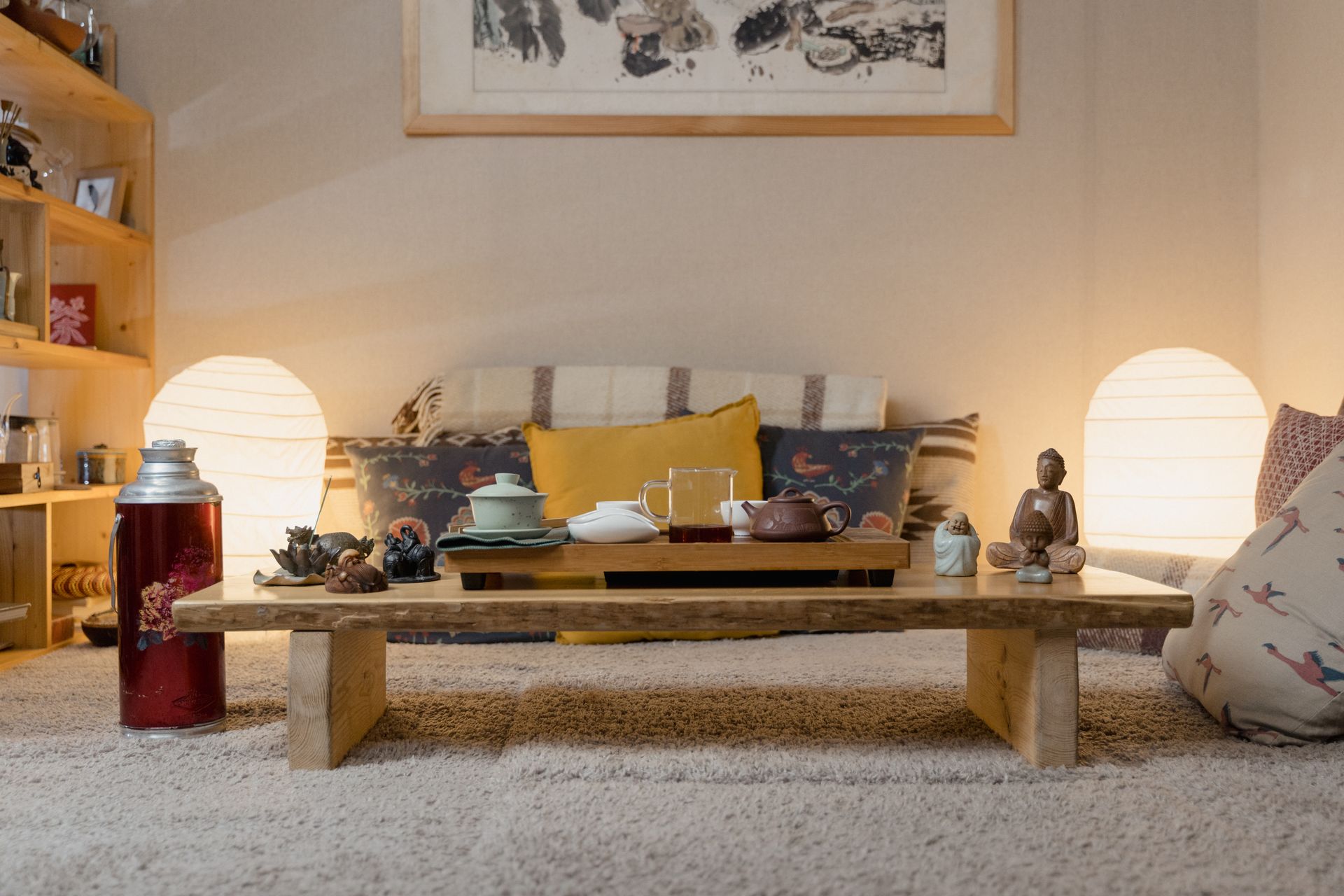 Low coffee table