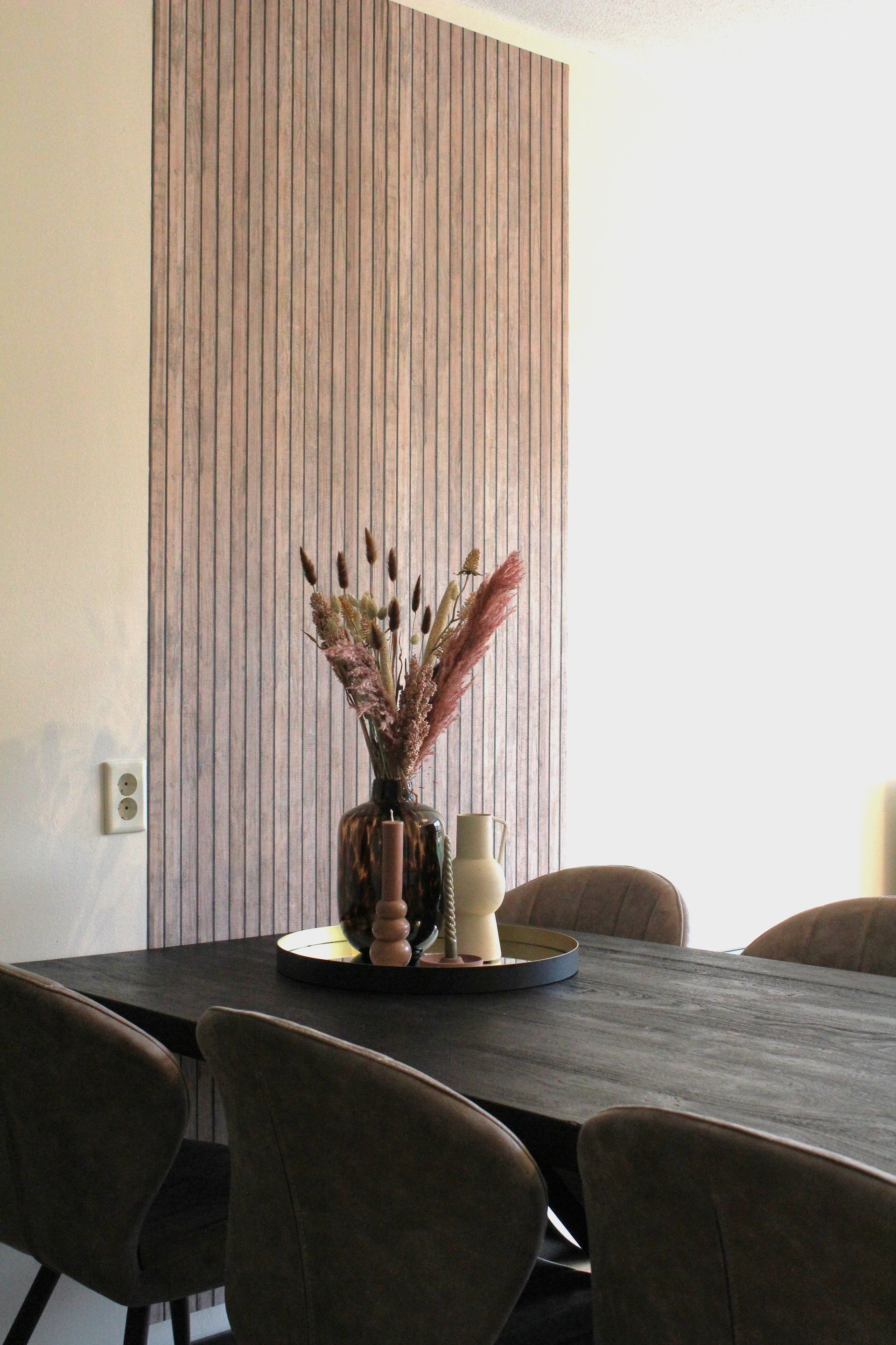 Contemporary dining set