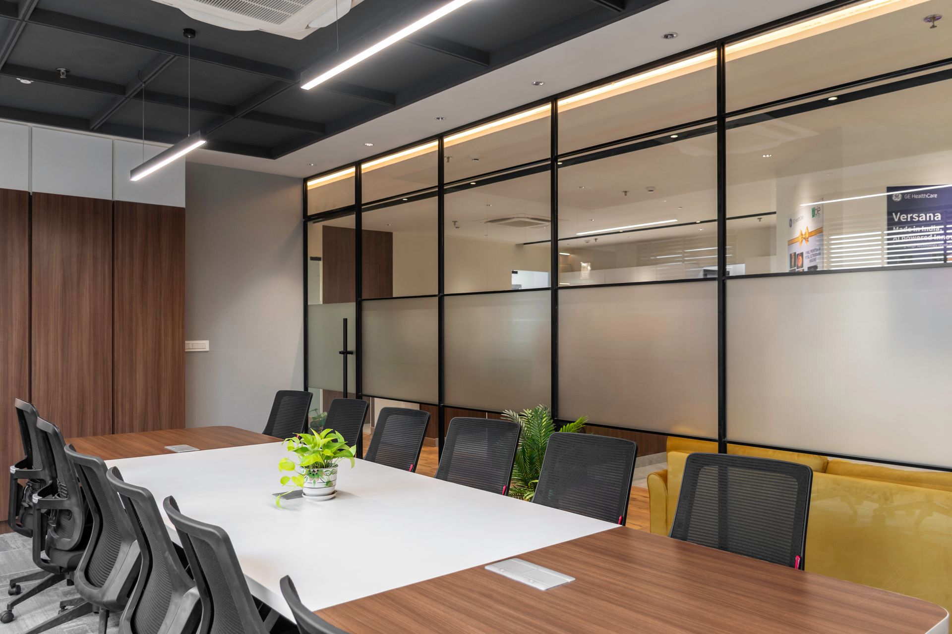 Commercial reception